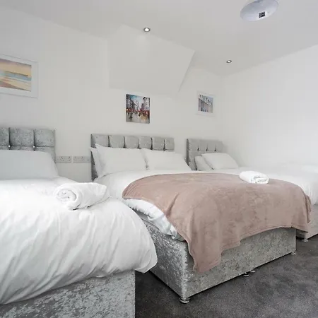 Burton House Apartment Leeds (West Yorkshire)