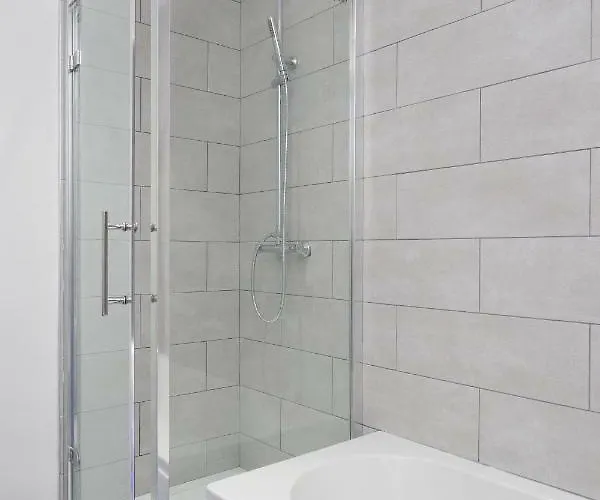 Apartment Burton House Leeds (West Yorkshire)