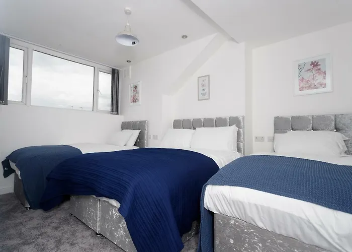 Burton House * Leeds (West Yorkshire)